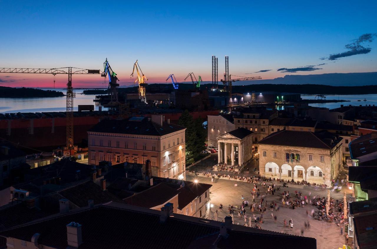 Mimoza Old Town Pula Apartments Exterior photo